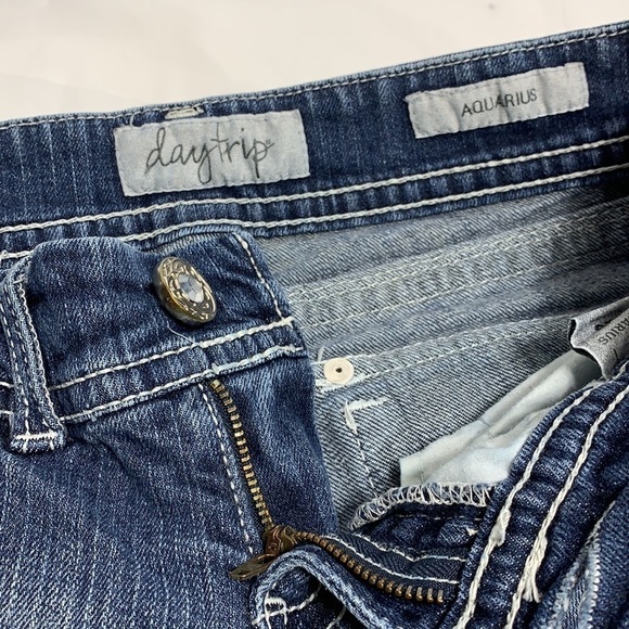 WOMEN’S Daytrip Blue Aquarius Straight Leg Jean Size 26 - Picture 8 of 10
